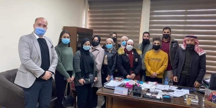 العرموطي يستقبل وفدا من طلبة العلوم والتكنولوجيا في مجلس النواب