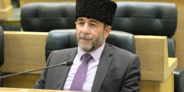 مشوقة: نطالب بإعادة فتح مكاتب “حماس” في الأردن