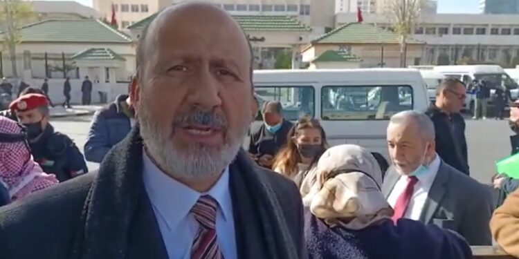 العضايلة خلال وقفة أمام البرلمان: مجلس النواب أمام تحدي حقيقي للانتصار لكرامته وكرامة الأردنيين في رفض اتفاقية العار