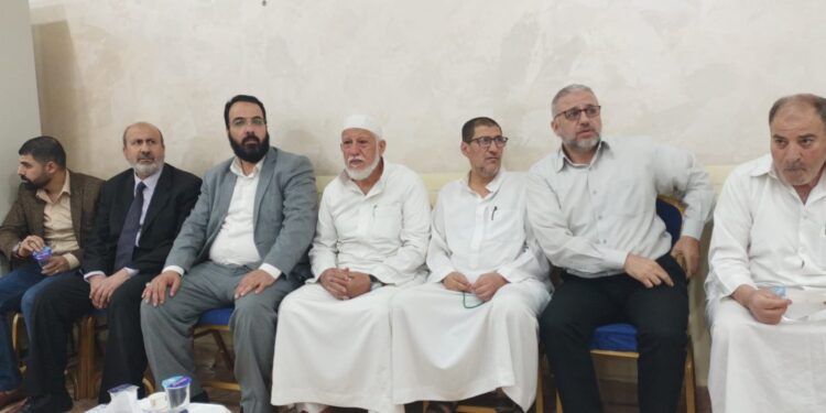 وفد من “العمل الإسلامي” يقدم واجب العزاء لأسرة الشهيد الحراسيس