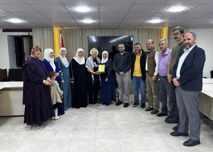 “العمل الإسلامي” وكتلته النيابية يكرمون مجموعة نشطاء شاركوا في “أسطول الصمود”